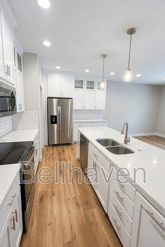 732 Silvermaple Dr - Photo 3 of 12