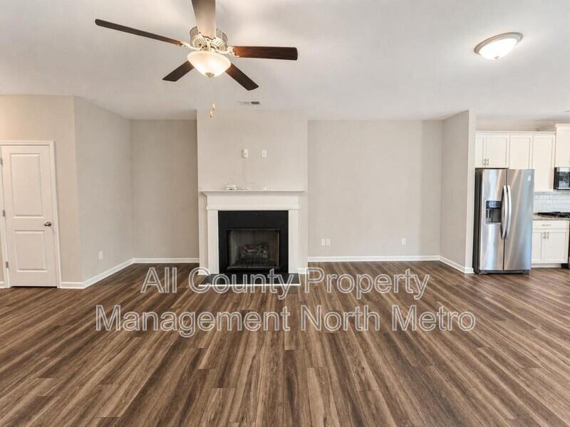 490 Tall Pines Ter - Photo 3 of 20