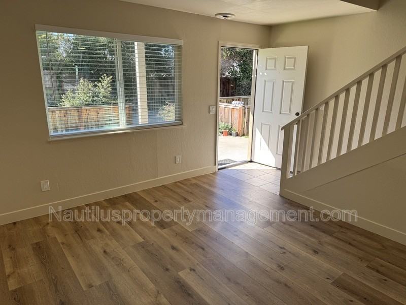 3387 Mission Dr - Photo 3 of 15