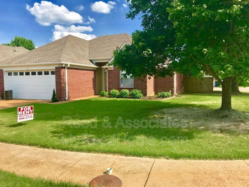 1160 Breezy Valley Dr - Photo 4 of 14