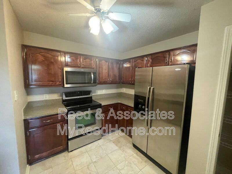 1160 Breezy Valley Dr - Photo 7 of 14
