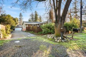 featured image of 2122 Gunn Rd