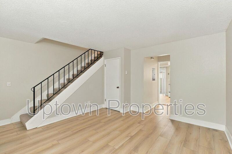 6515 Kansas St - Photo 5 of 25