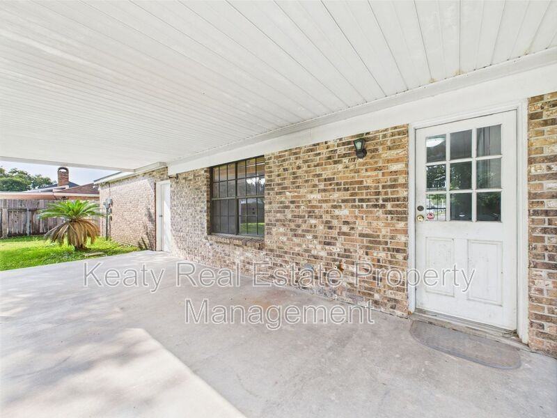 300 Quail Dr - Photo 6 of 34