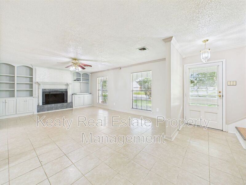 300 Quail Dr - Photo 7 of 34