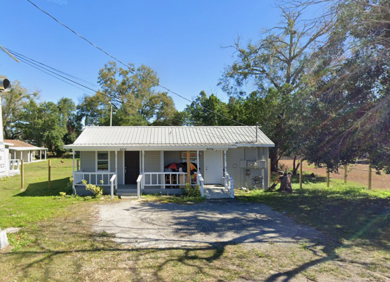 5372 Providence Rd - Photo 3 of 11