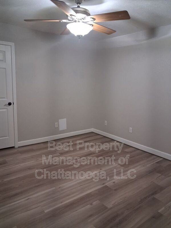 8795 Damron Pl - Photo 7 of 15