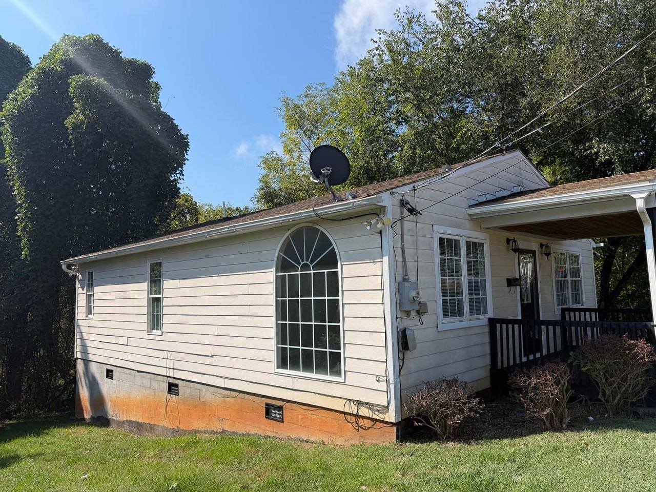 2219 Poplar St - Photo 6 of 14