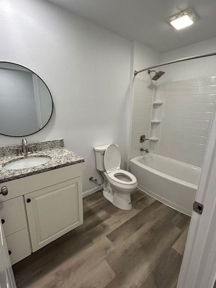 429 James Dr - Photo 5 of 14