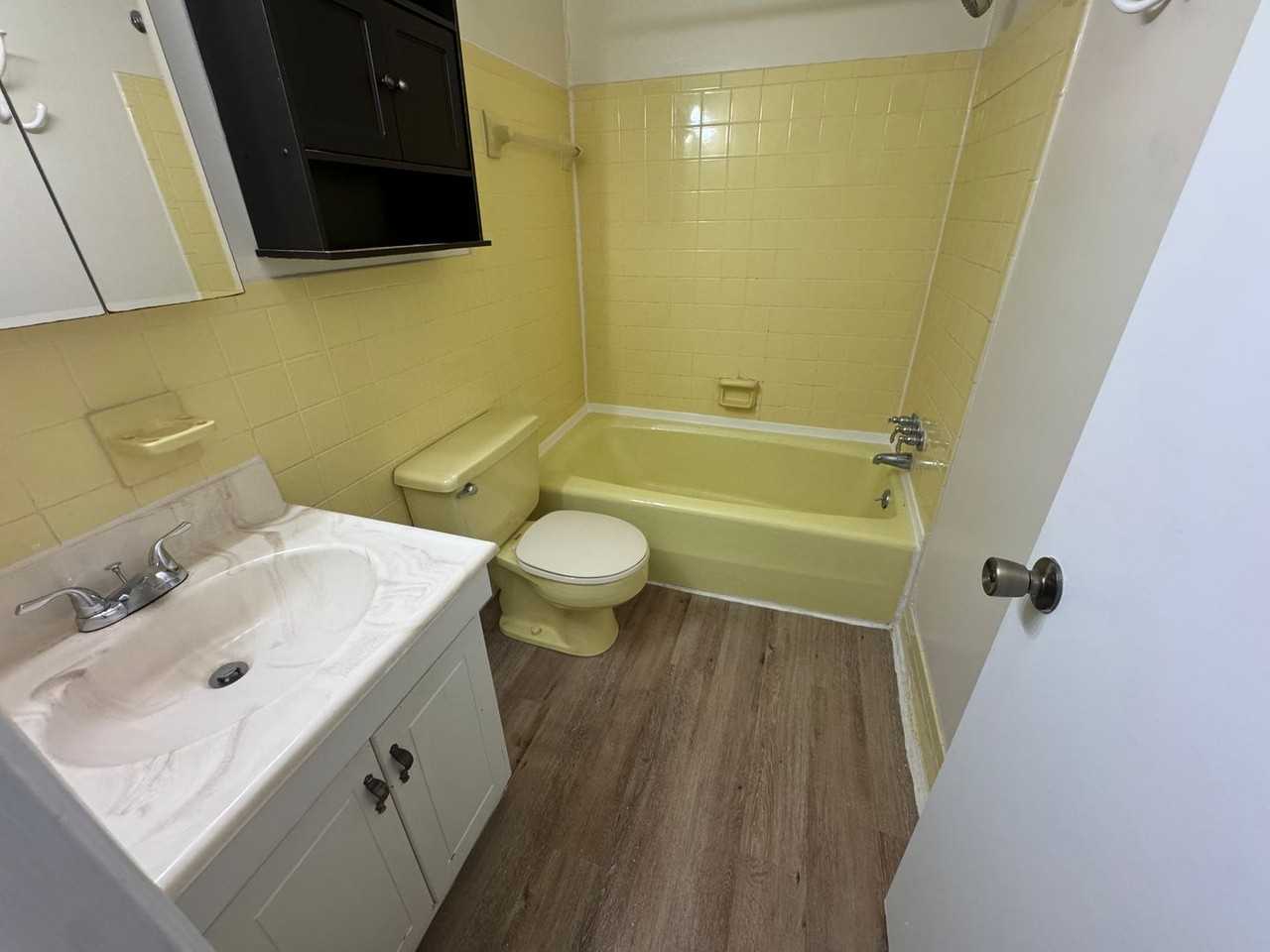108 Nottingham Ct - Photo 6 of 16