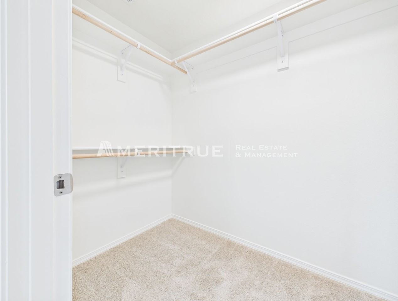 6364 W 36th Pl - Photo 5 of 18