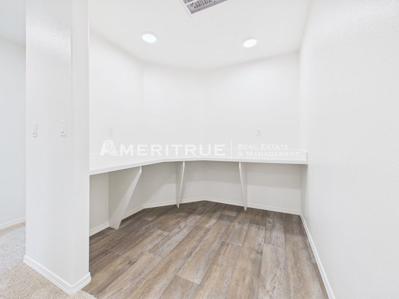 6364 W 36th Pl - Photo 7 of 18
