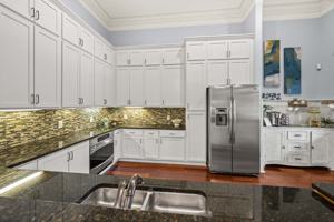 featured image of 1 Legacy Oaks Pl