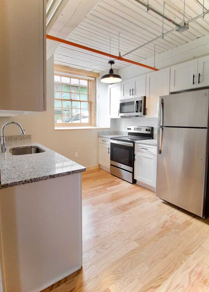1701 12th Street - Photo 3 of 50