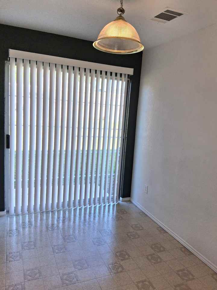 Redstone 5803 - Photo 7 of 12