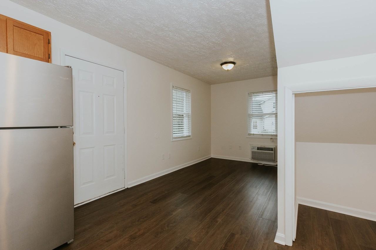 401 East Rd - Photo 3 of 18