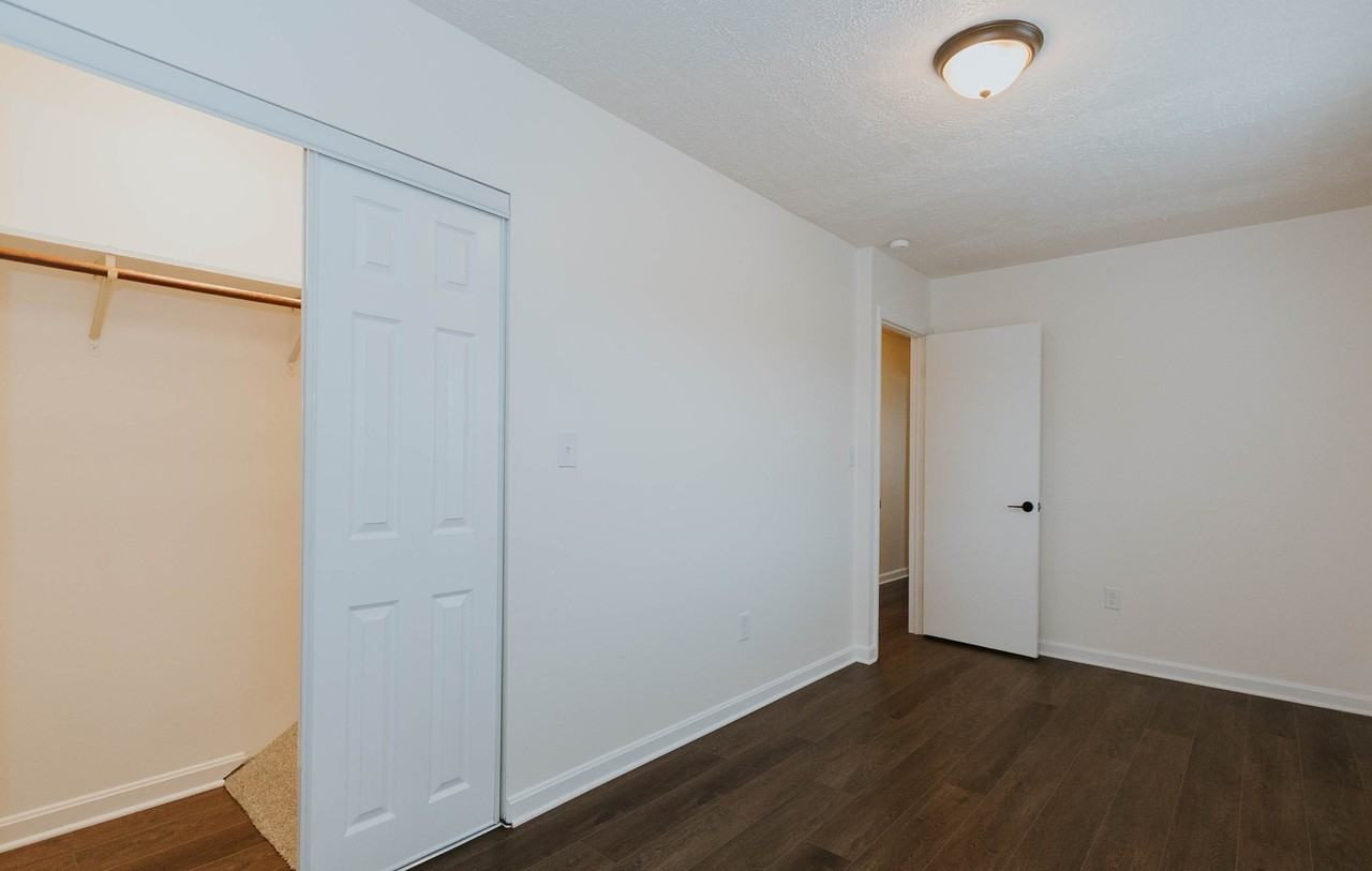 401 East Rd - Photo 5 of 18