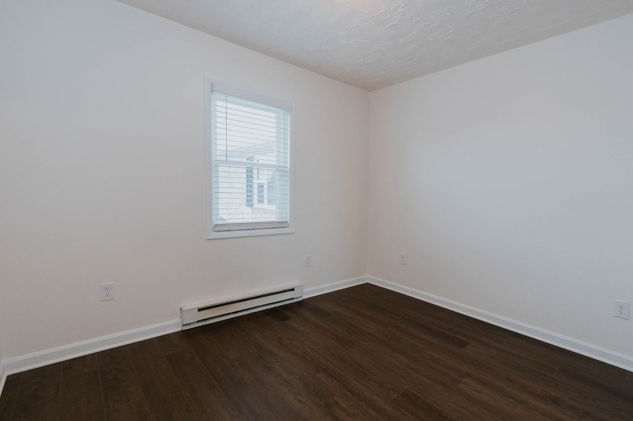 401 East Rd - Photo 6 of 18