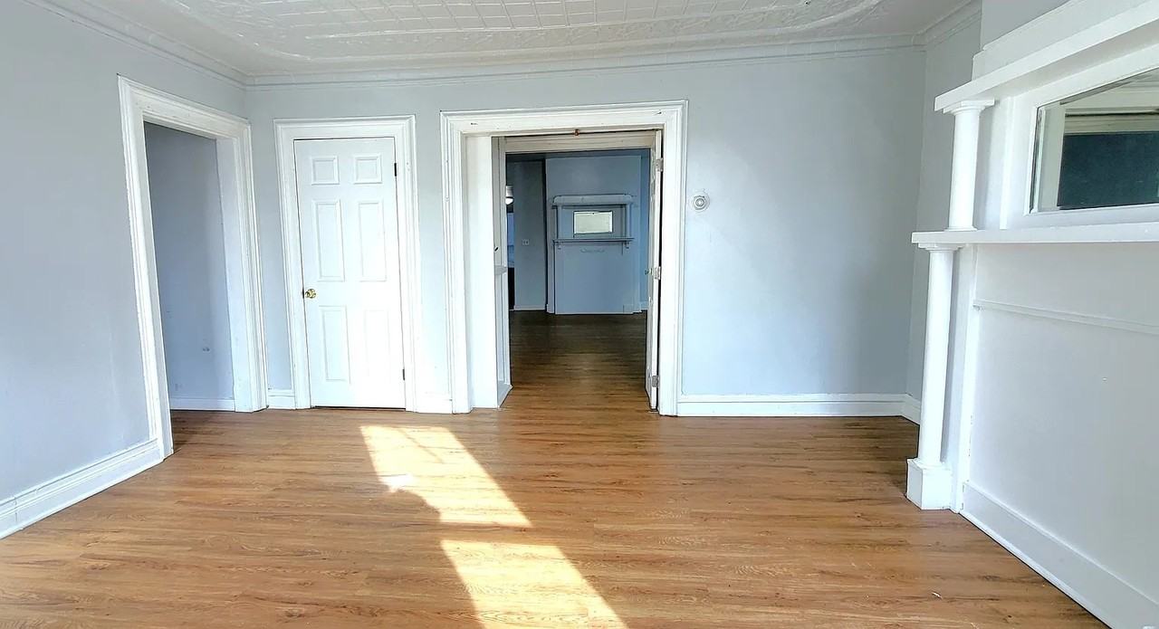 81 Washington Street - Photo 5 of 6
