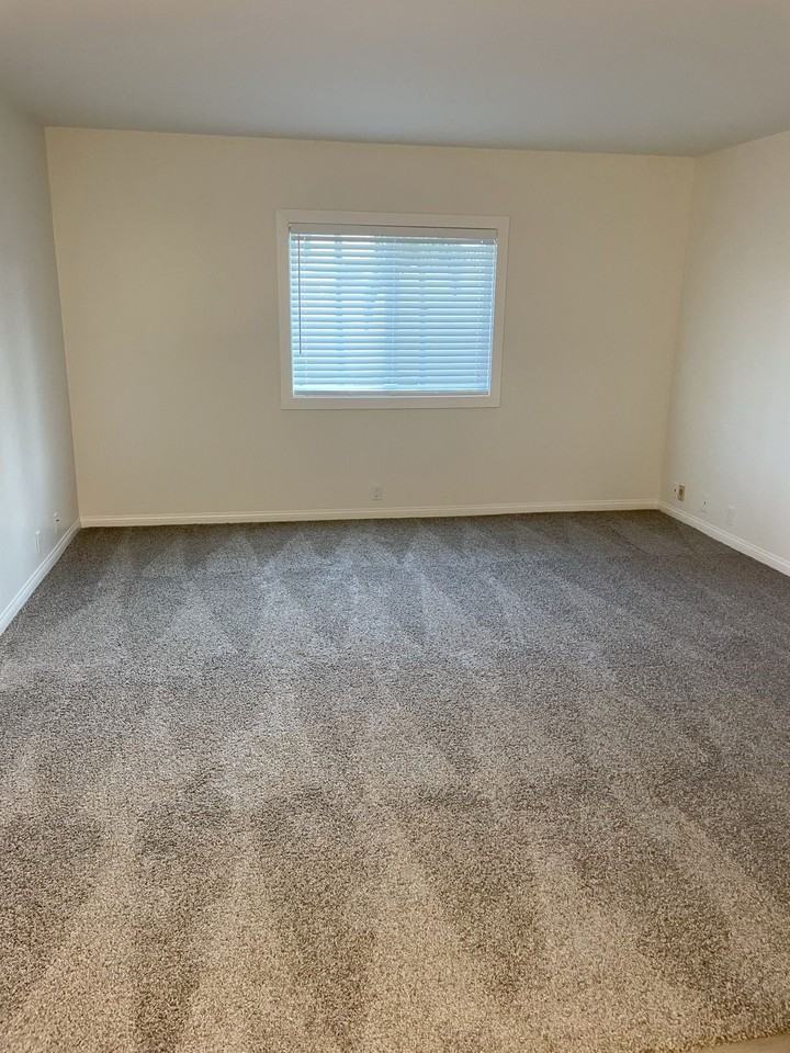 5230 W Wooley Road - Photo 7 of 14