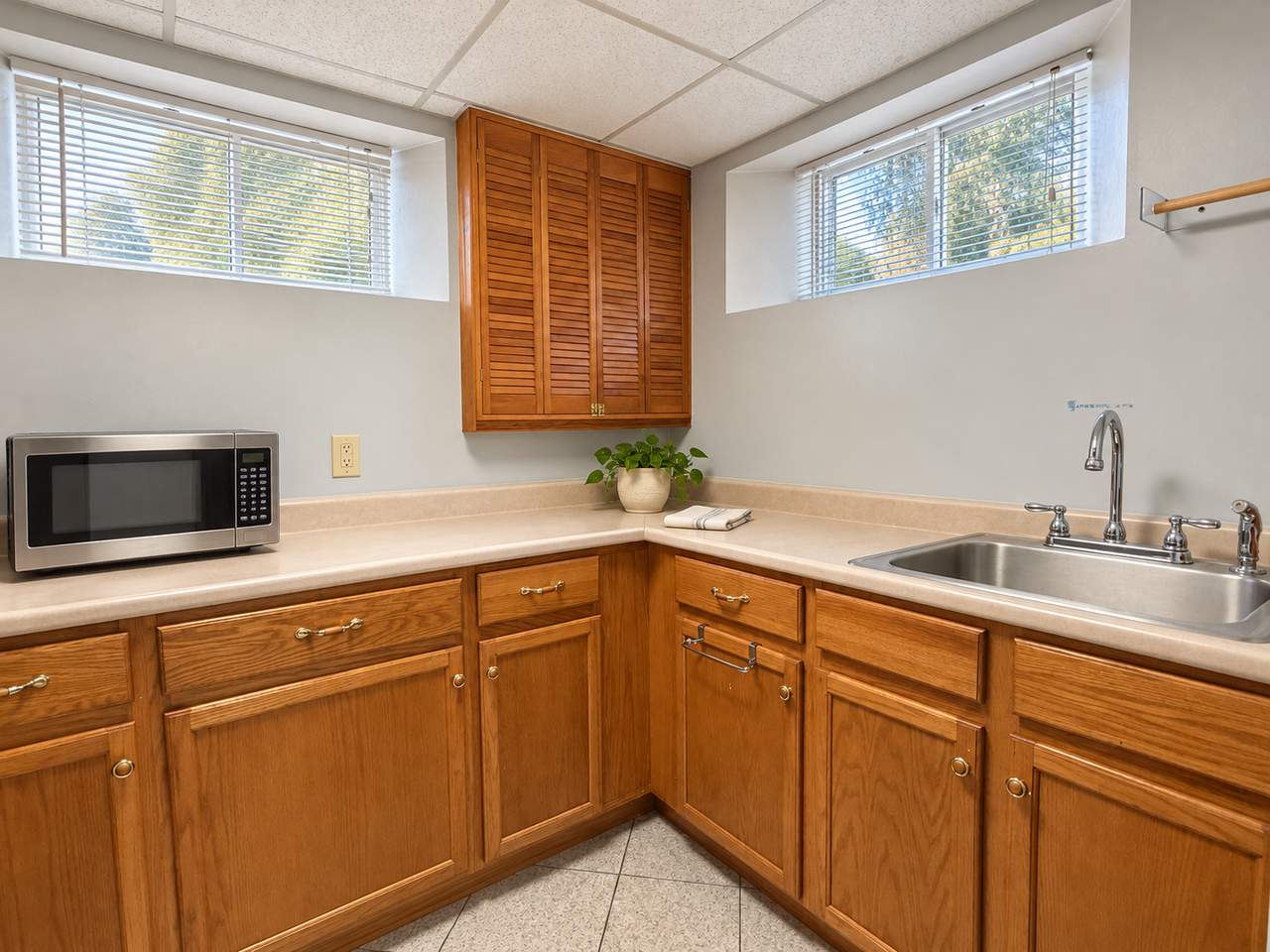 17 Auburndale Ave #B - Photo 4 of 11