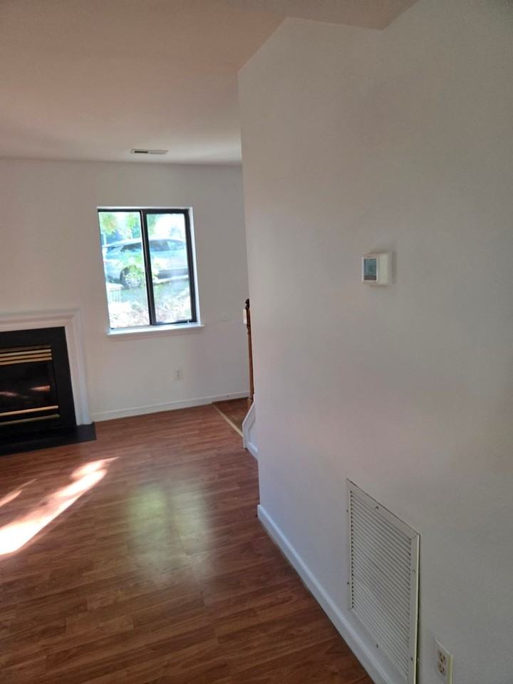 322 Whispering Oaks Dr - Photo 5 of 36