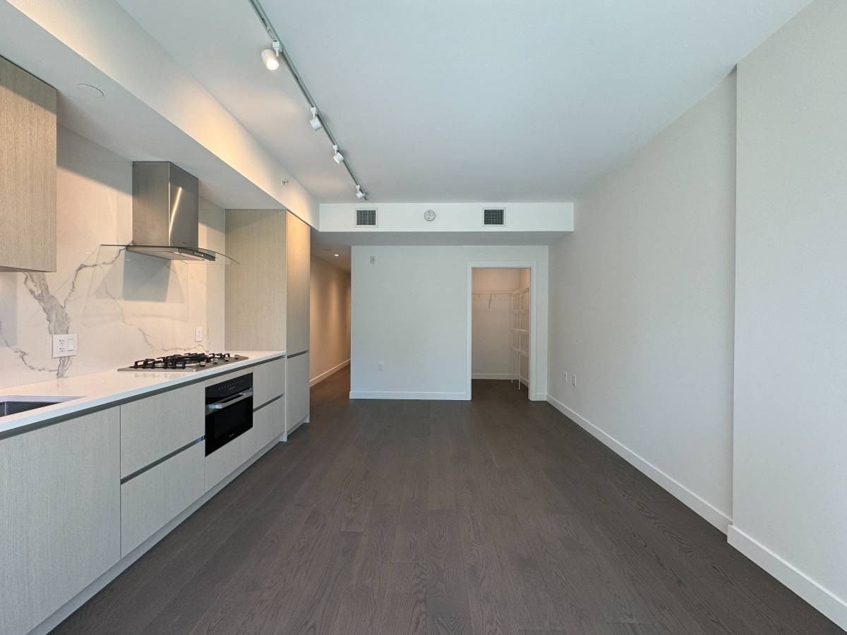 5168 Cambie Street #115 - Photo 3 of 14
