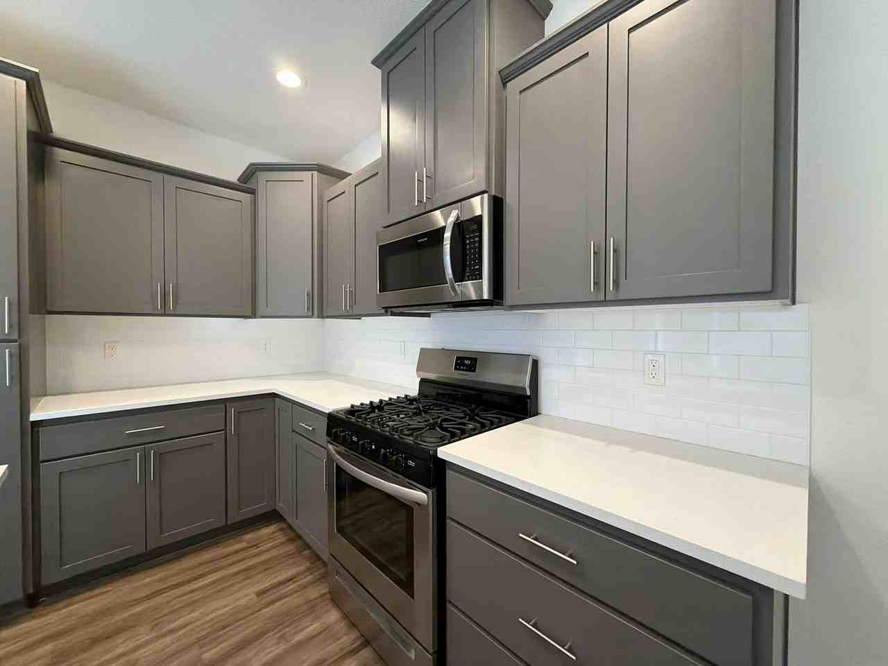 2828 22nd Ave #3 - Photo 5 of 30