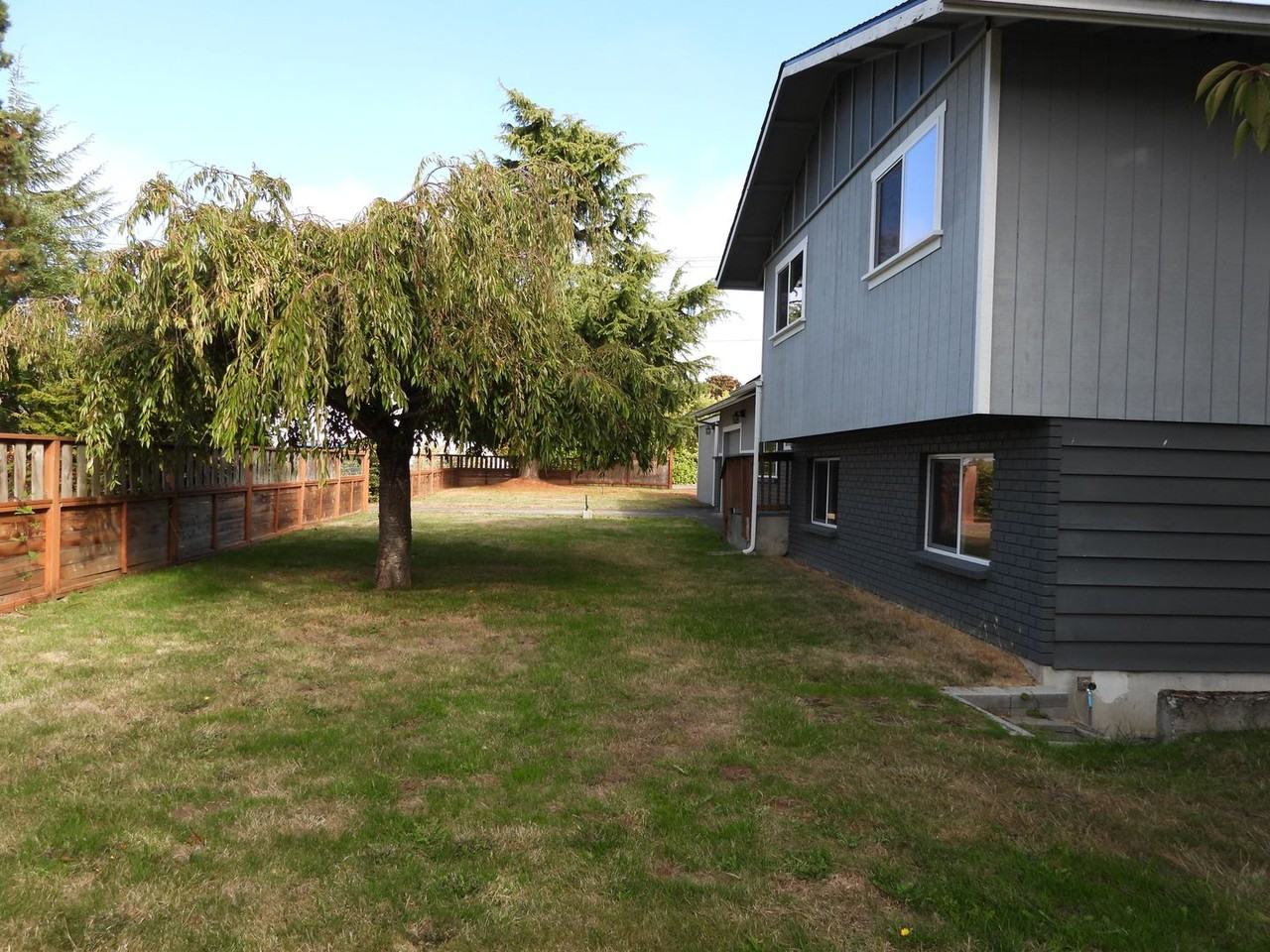 919 S F St - Photo 6 of 46
