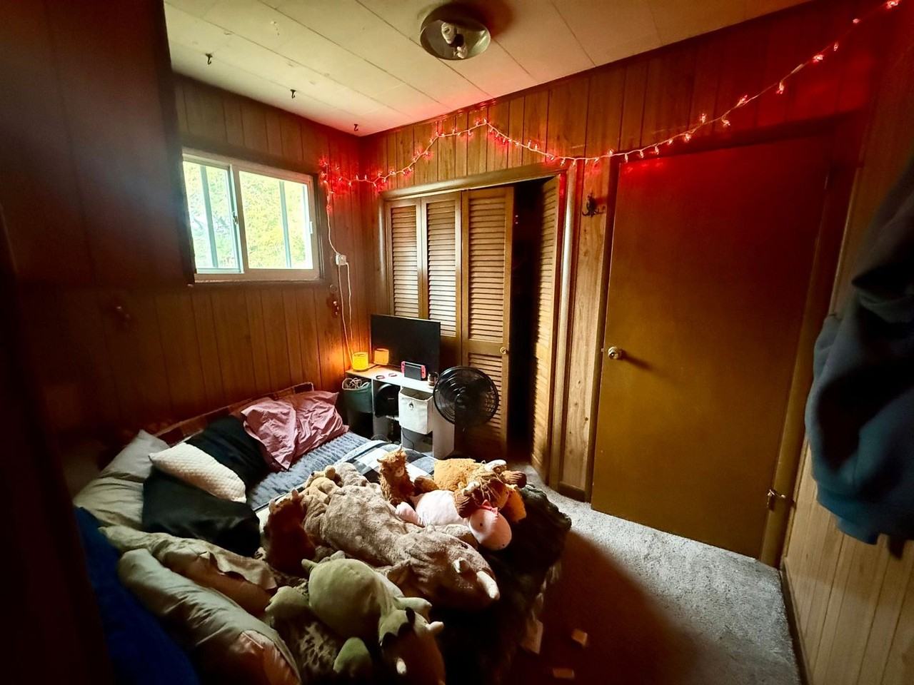 604 N Genesee St - Photo 7 of 8