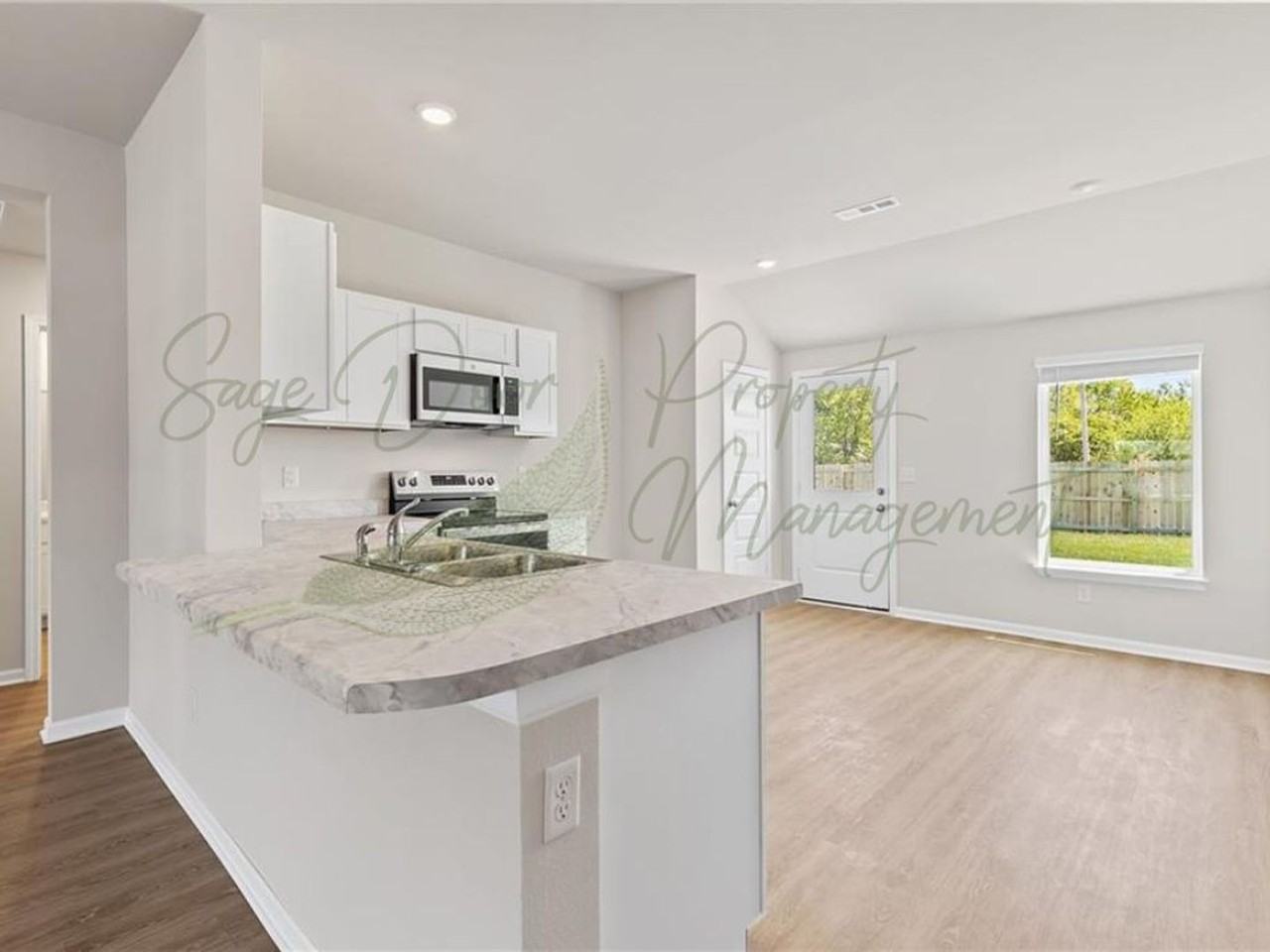1608 Se 9th St - Photo 6 of 13
