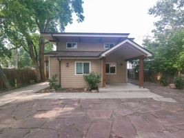 featured image of 1029 Grandview Ave