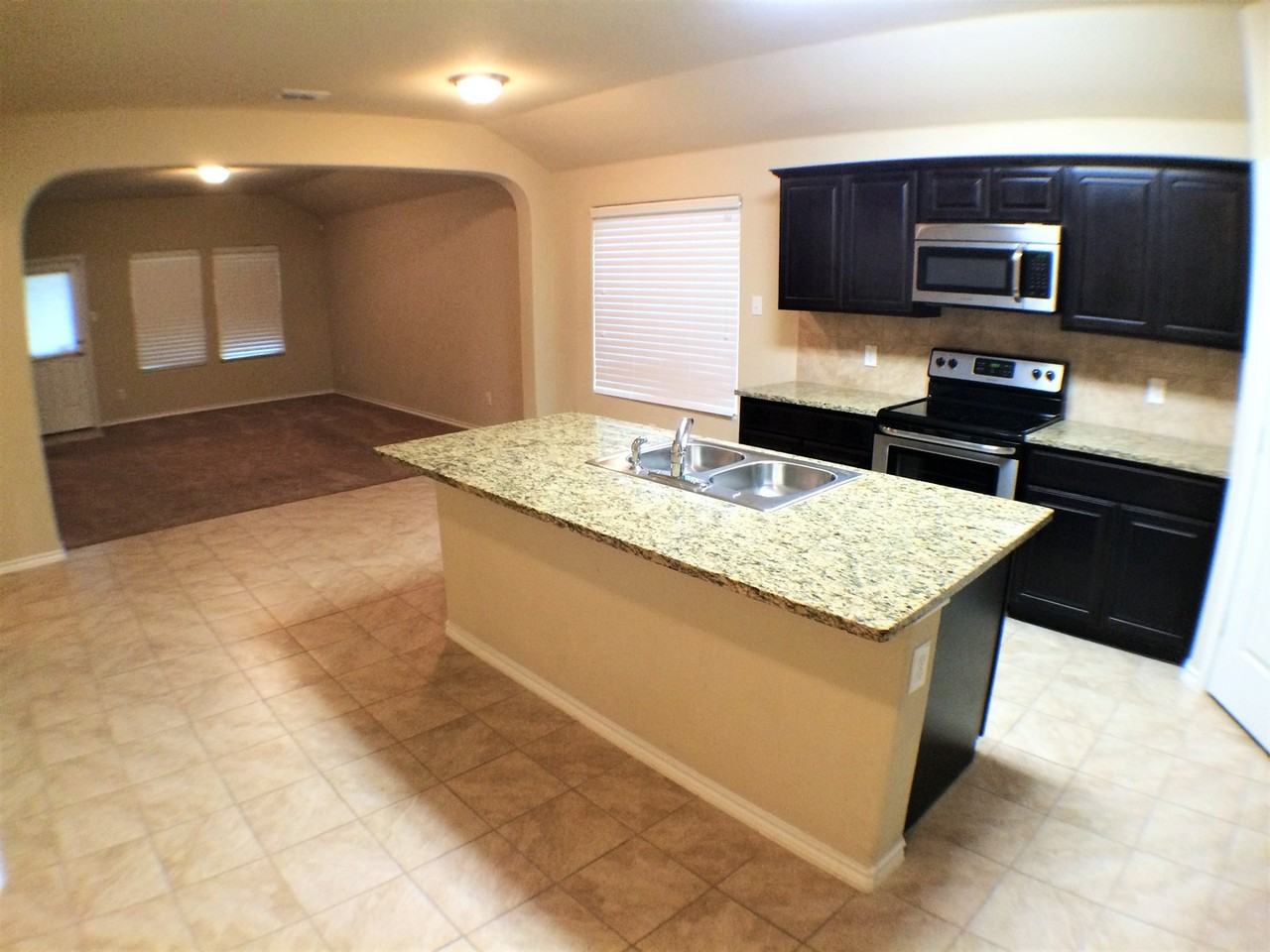 2521 Clarks Mill Ln - Photo 2 of 21