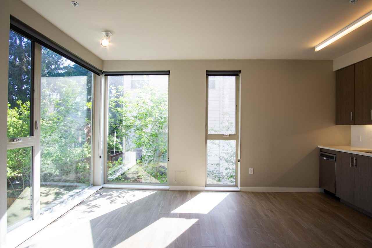 1313 Se Lambert St #203 - Photo 5 of 15