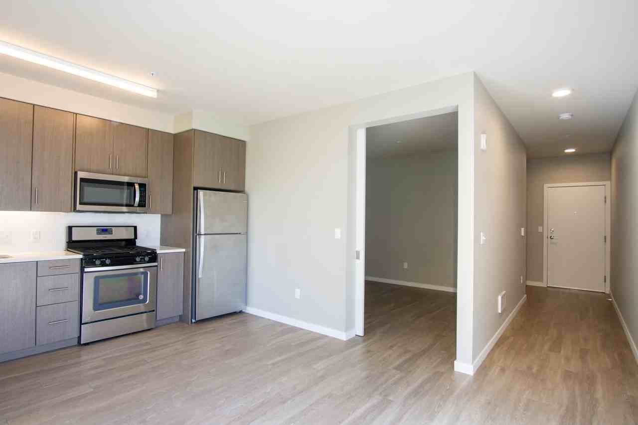 1313 Se Lambert St #203 - Photo 6 of 15