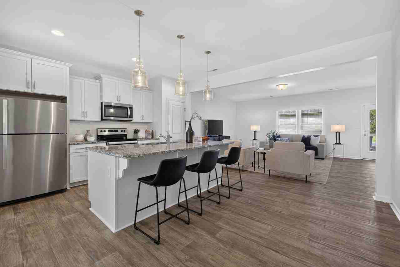 15211 Meacham Farm Dr - Photo 3 of 23