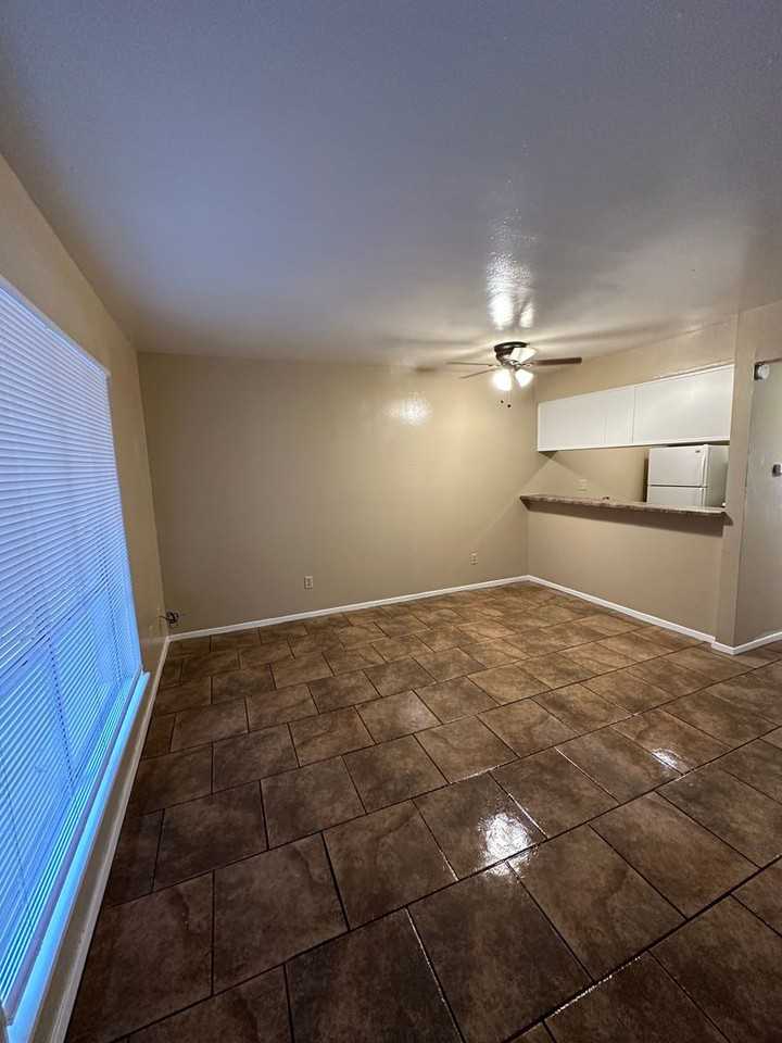 Chateau De Rion Apartments - Photo 2 of 17