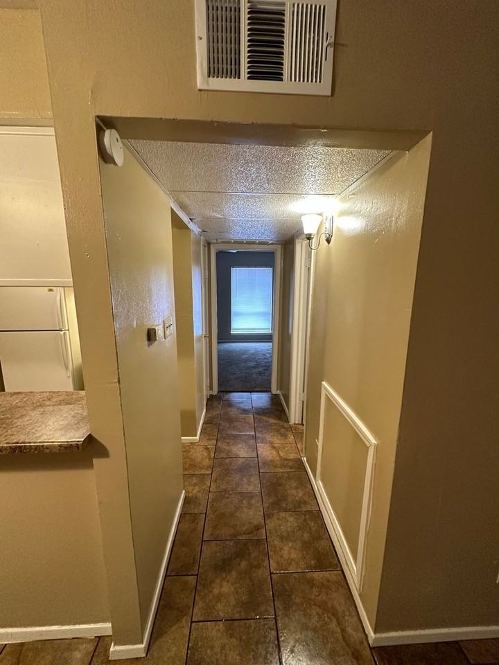 Chateau De Rion Apartments - Photo 3 of 17