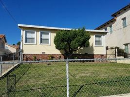 featured image of 2009 Vanderbilt Ln