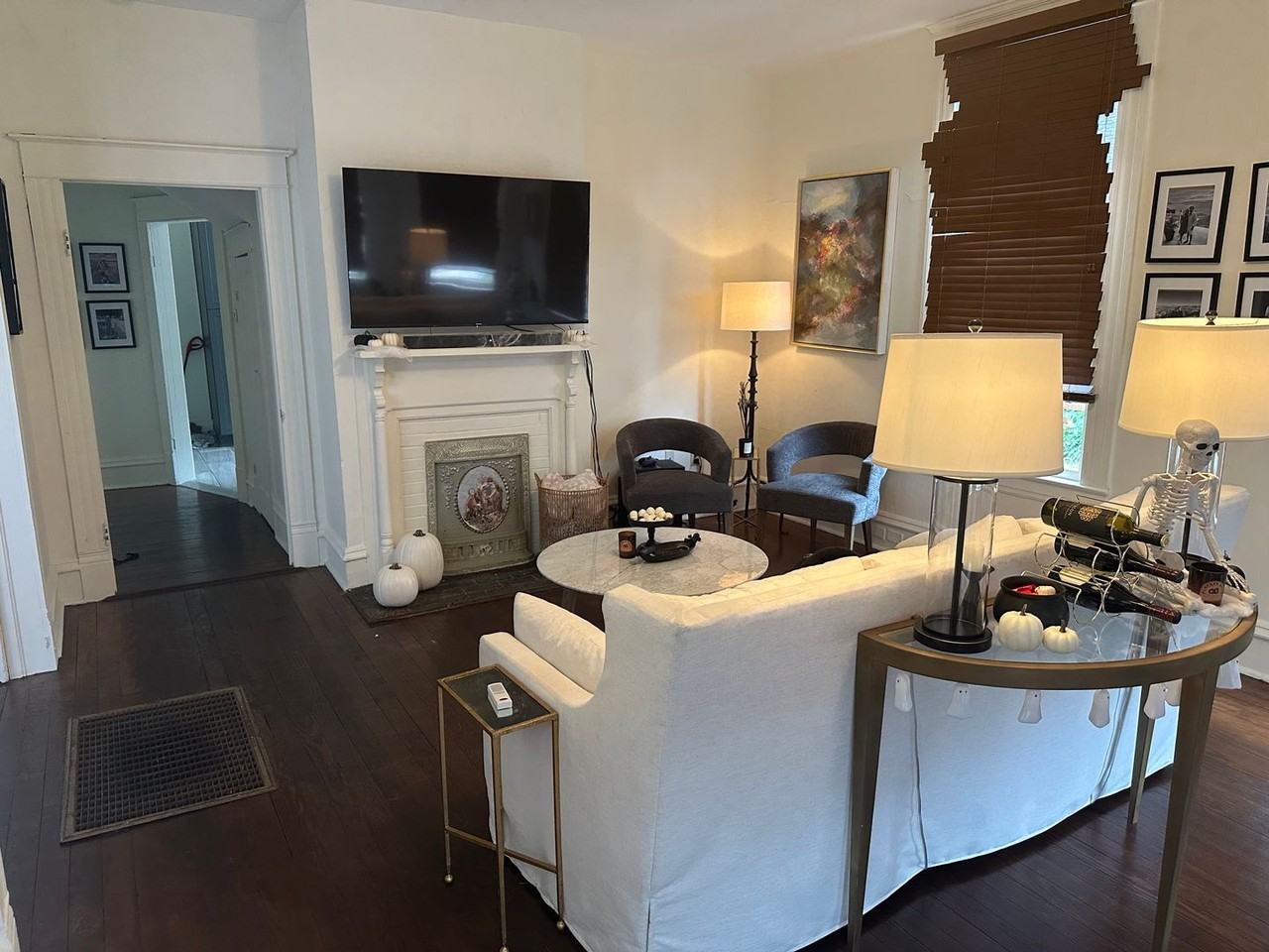 1013 Queen City Ave - Photo 3 of 4