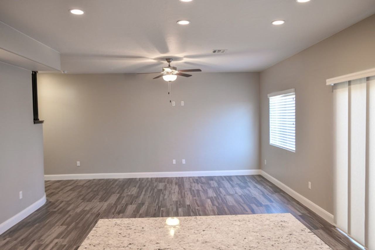 2520 Blackhawk Dr #32 - Photo 5 of 18