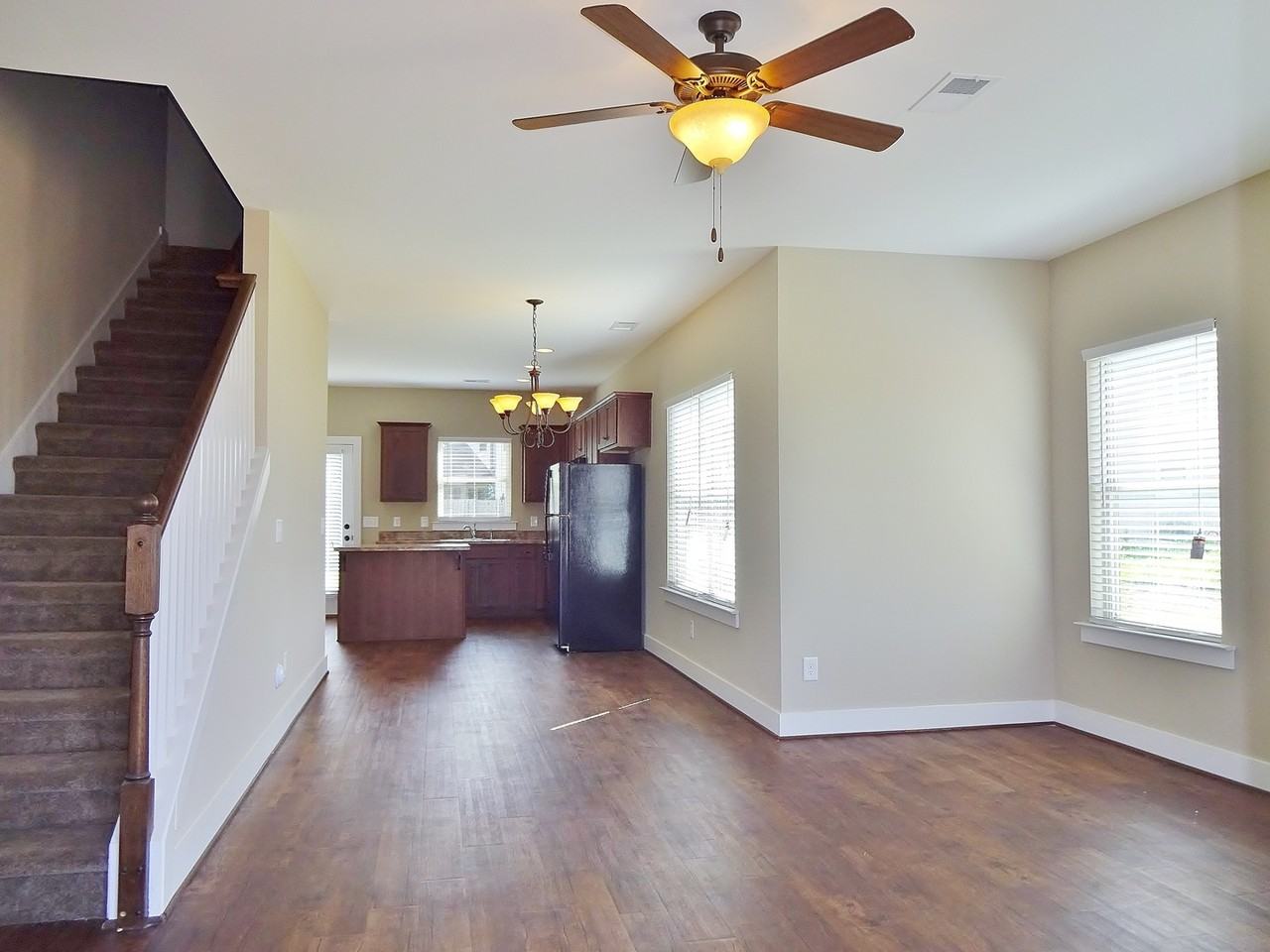 309 Union Station Dr - Photo 6 of 30