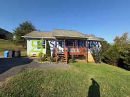 featured image of 533 Amanda Cir