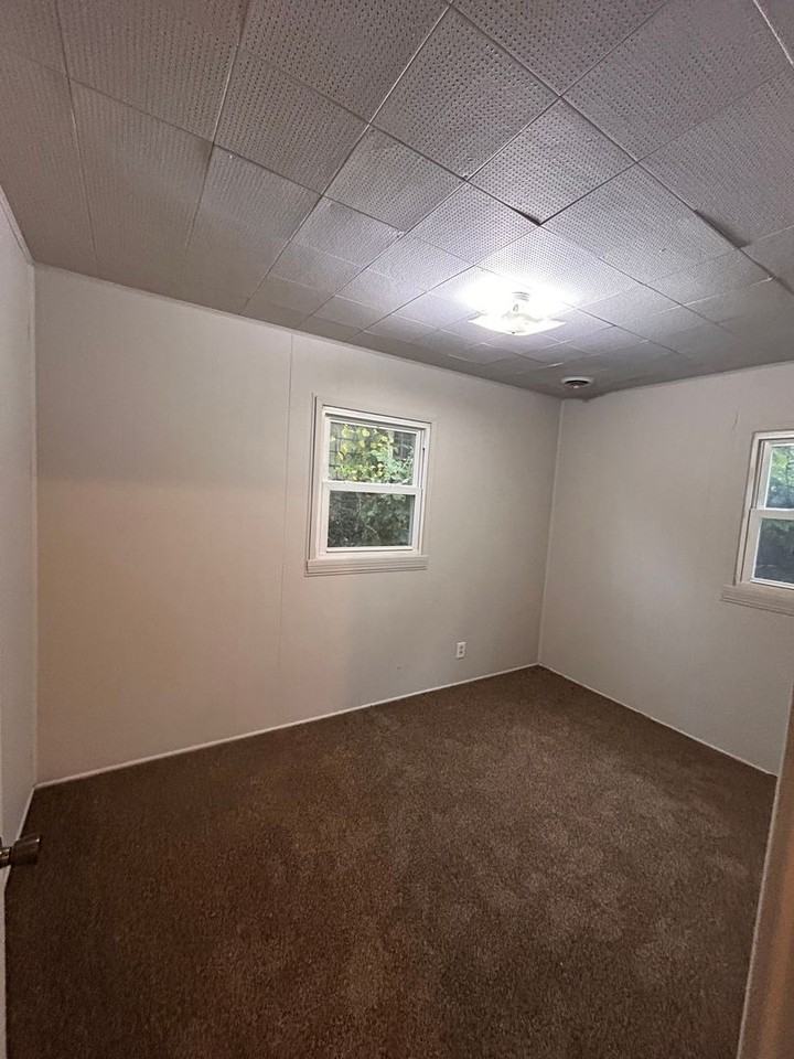 3114 Abbott St - Photo 5 of 6