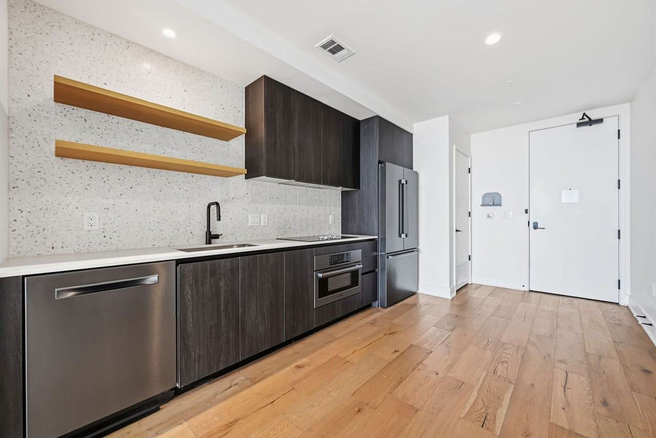 48 East Ave #2506 - Photo 3 of 28