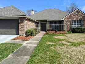 103 Southwood Dr - Photo 1 of 1