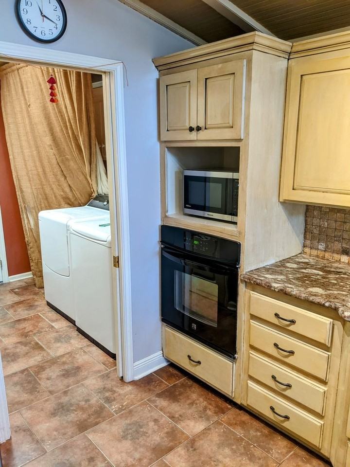 103 Southwood Dr - Photo 6 of 26