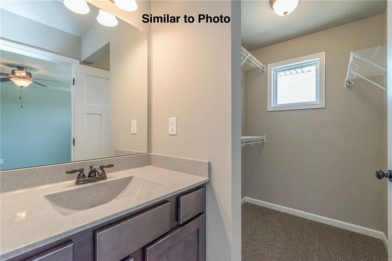 925 Knoll Dr - Photo 4 of 9