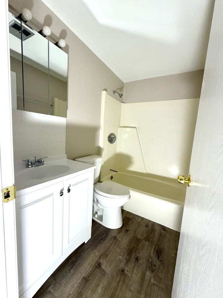 169 Aiken Ave - Photo 5 of 11