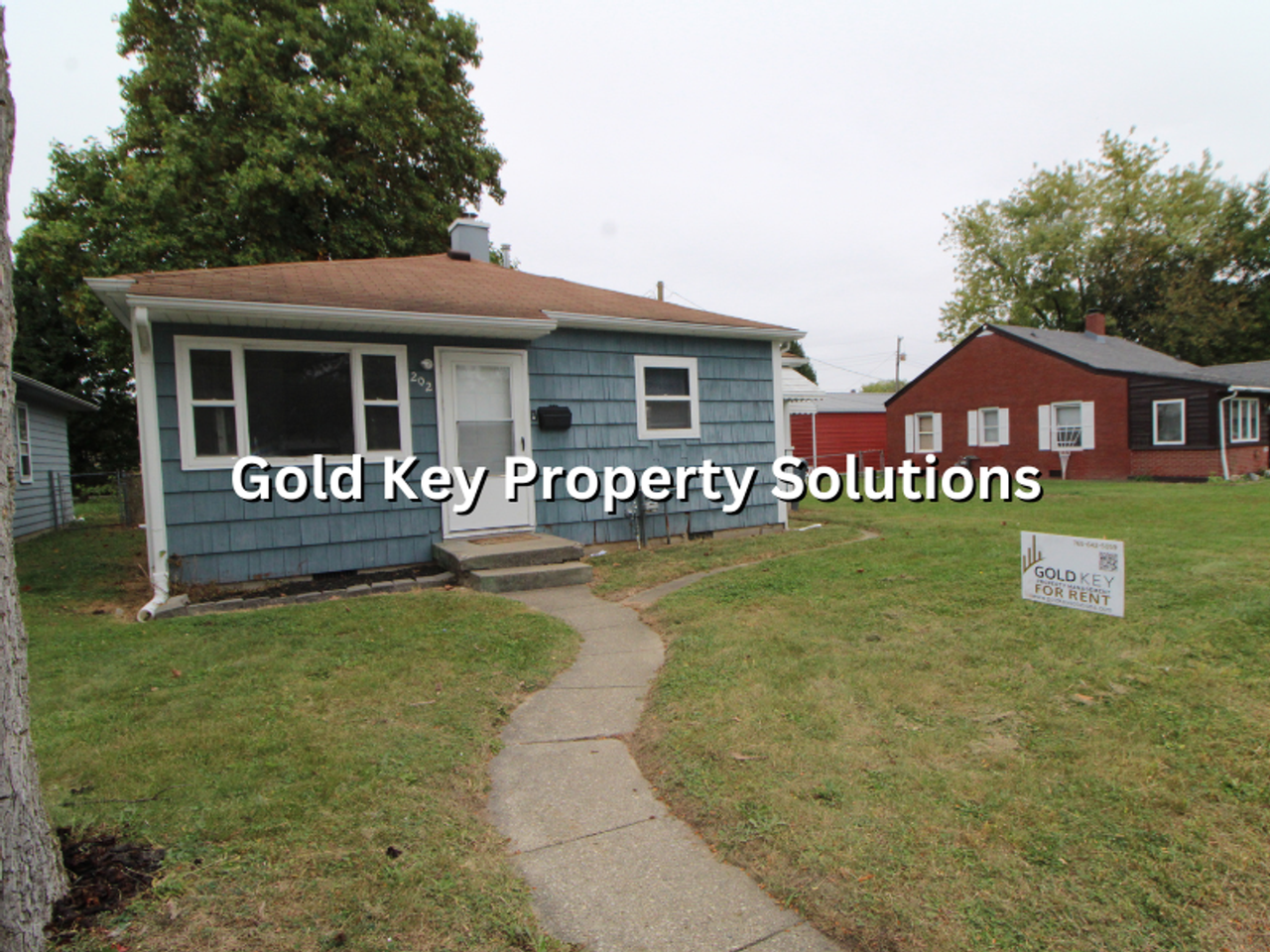 202 E 37th St - Photo 2 of 20
